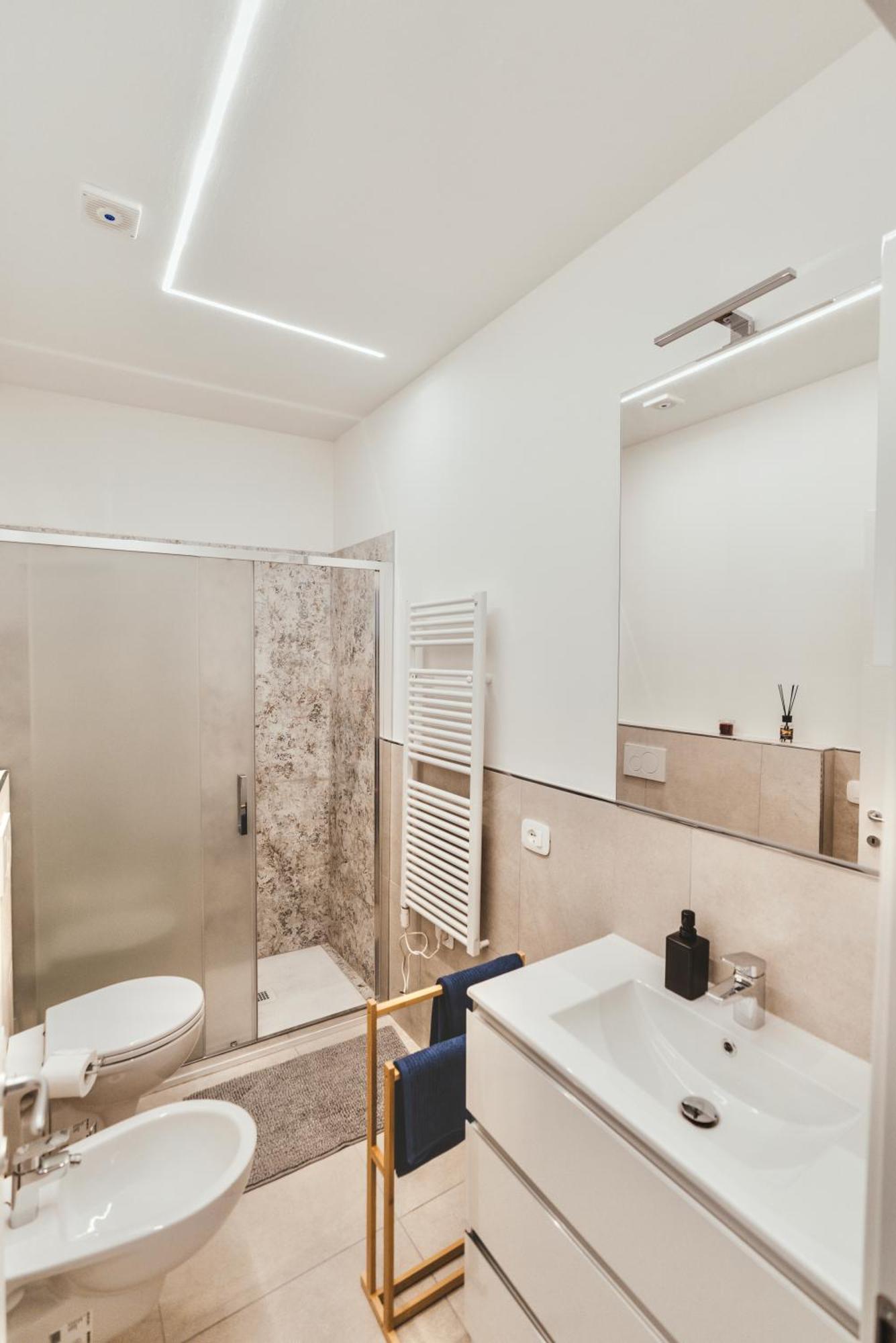 Exclusive Luxury Home With Private Parking Равенна Экстерьер фото